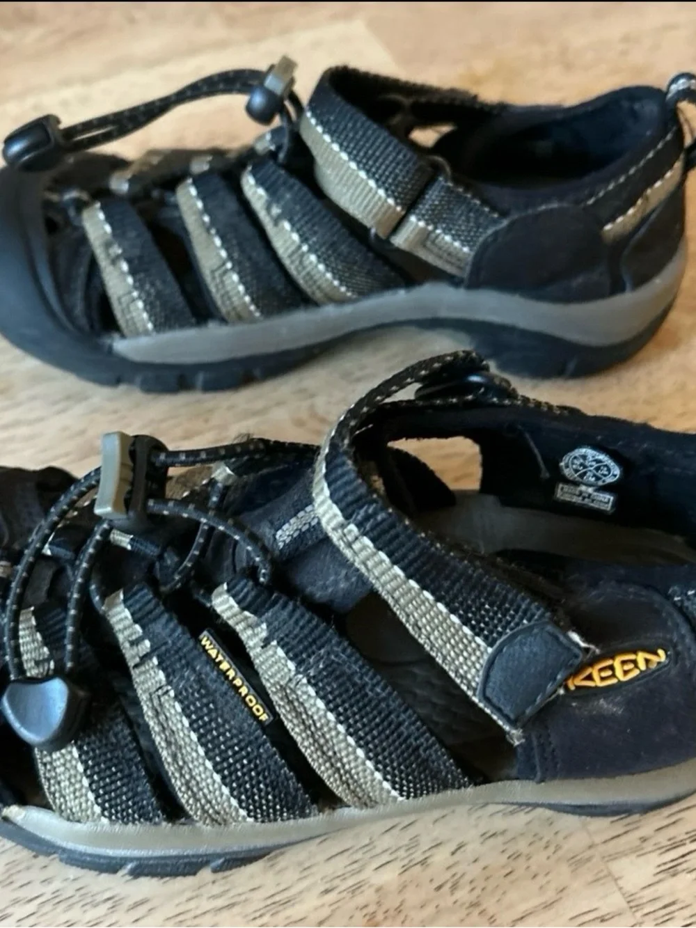 Keen Sandals for Kids, Size 1, Color Black, Olive Green, Gently used.